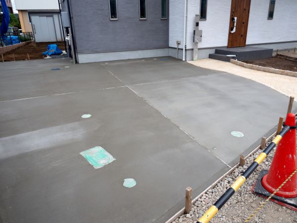 Patio Concreting in Aurora