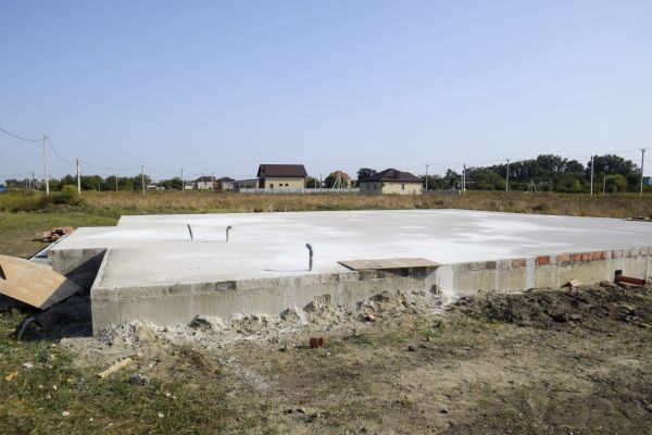 Barn Slab Installation in Aurora