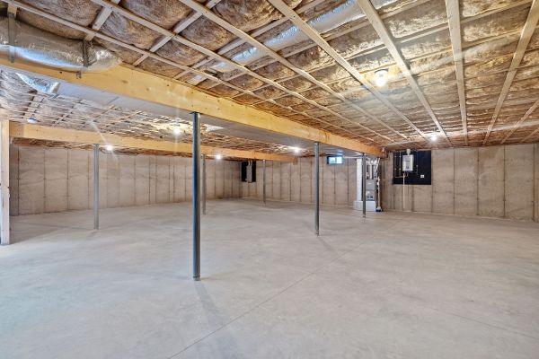 Basement Floor Installation in Aurora