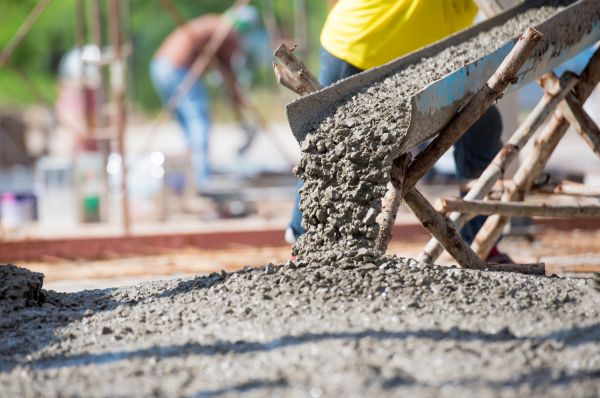 Backyard Concrete Pouring in Aurora