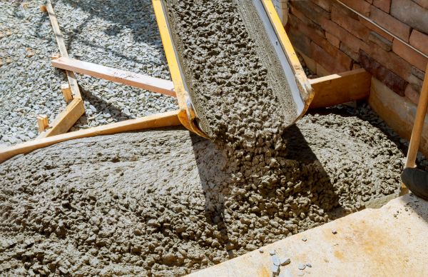 Cement Walkway Pouring in Aurora