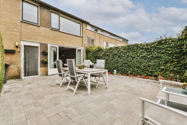 Courtyard Expansion Service