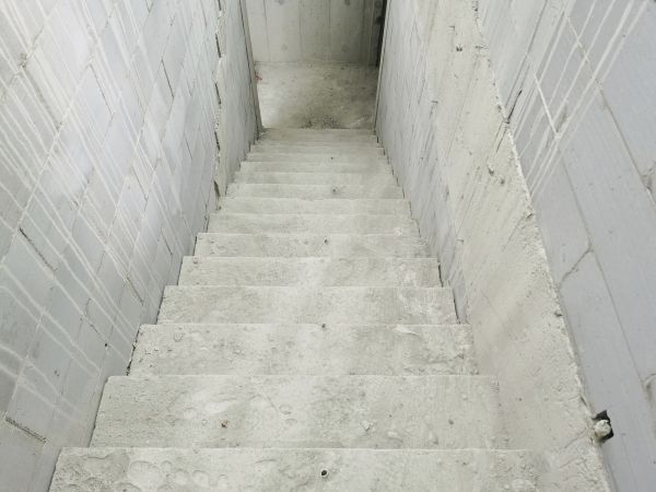 Step Pouring Service